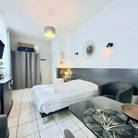 1773 - Le Logis De La Source Rochefort (Charente-Maritime)